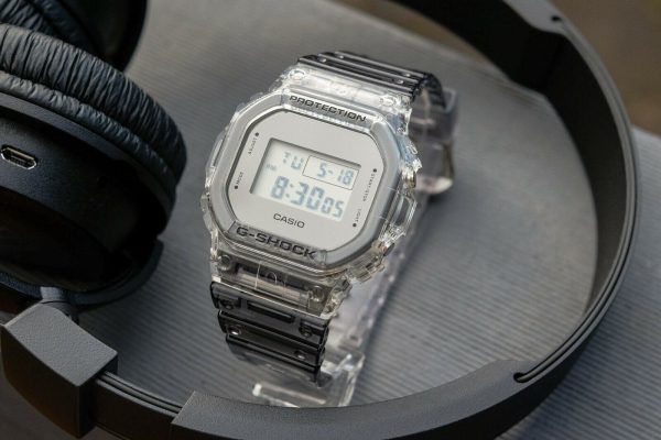 ساعت مچی مردانه کاسیو مجموعه جی شاک مدل DW-5600SK-1DR