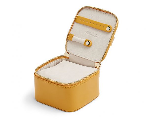 جعبه جواهرات زیپ دار ولف کالکشن ماریا مدل ۷۶۶۵۹۳